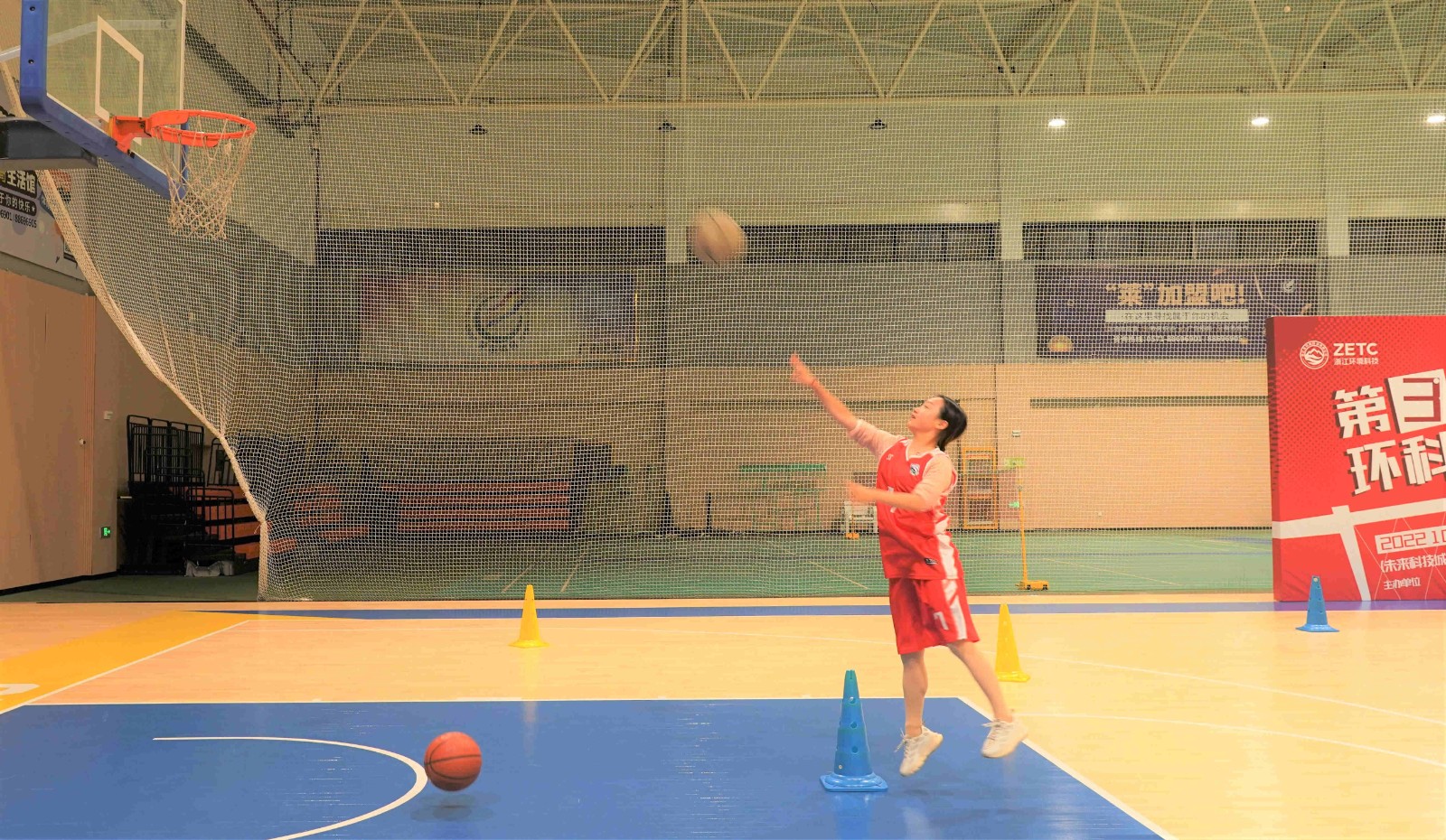 17-女生投籃1.jpg